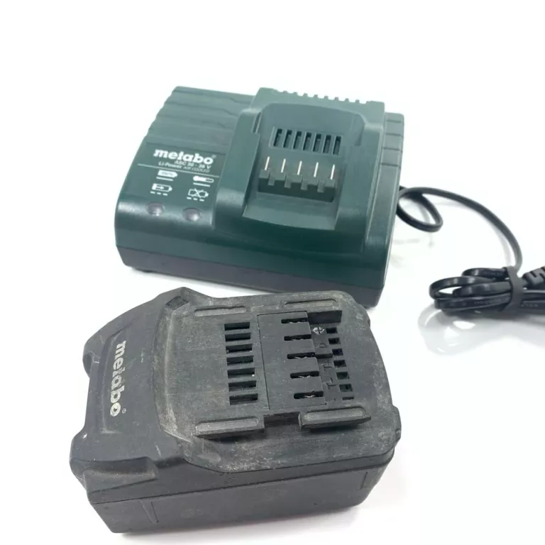 ŁADOWARKA METABO ASC 30-36 + AKU D72622 18V/5,2AH