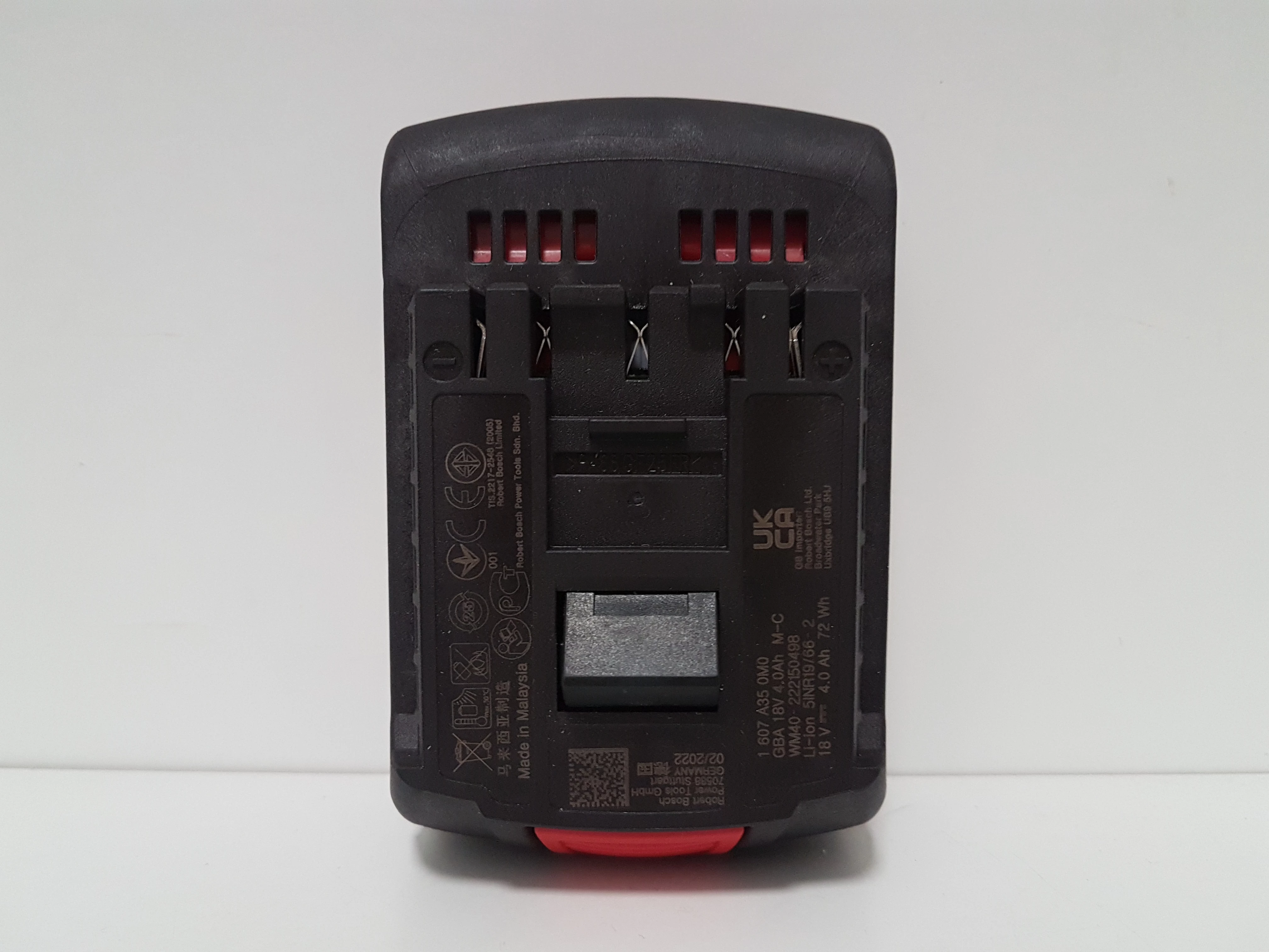 akumulator-bosch-gba-18v-40ah-kod-producenta-00