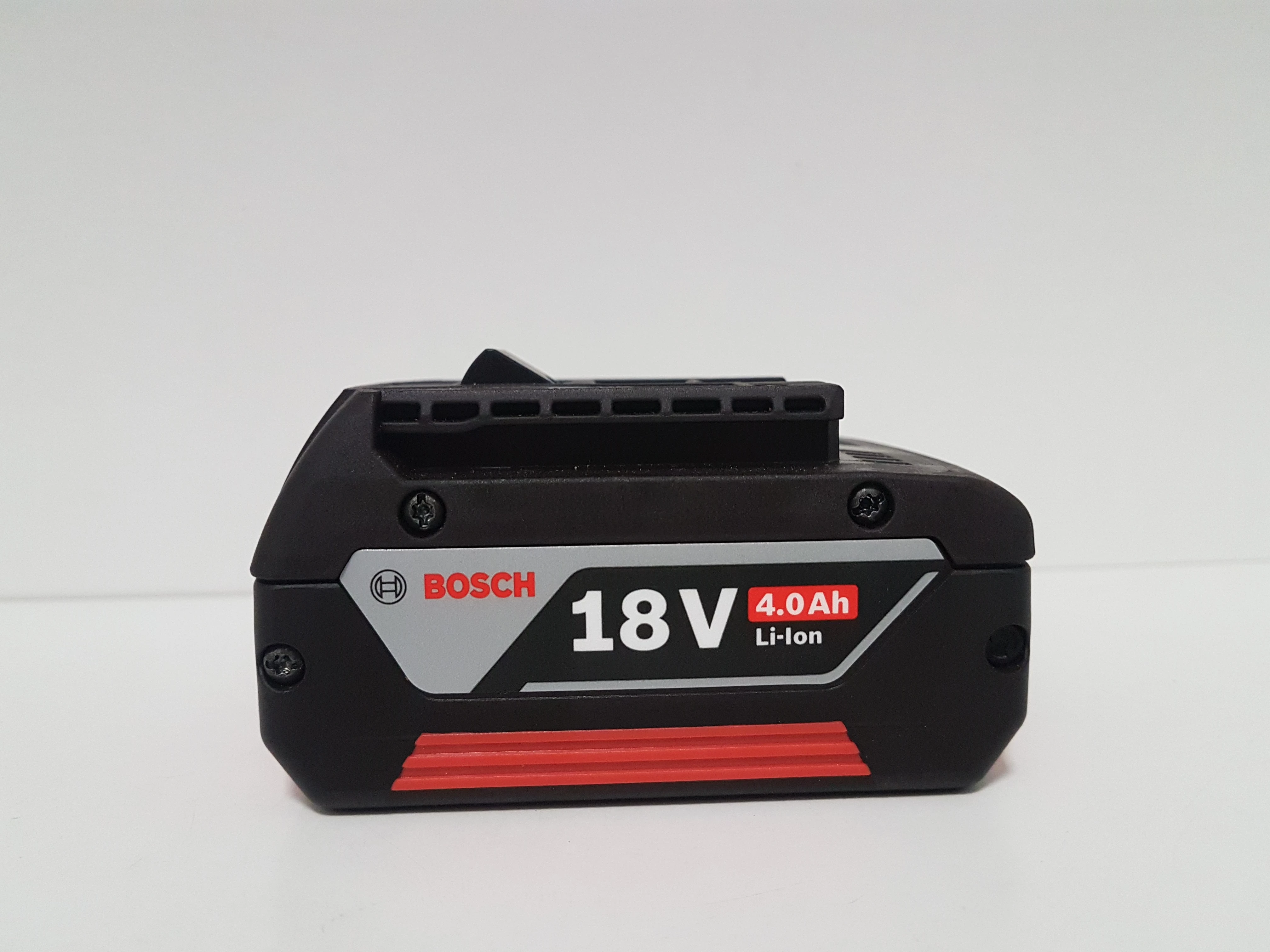 akumulator-bosch-gba-18v-40ah-pojemnosc-akumulatora-40