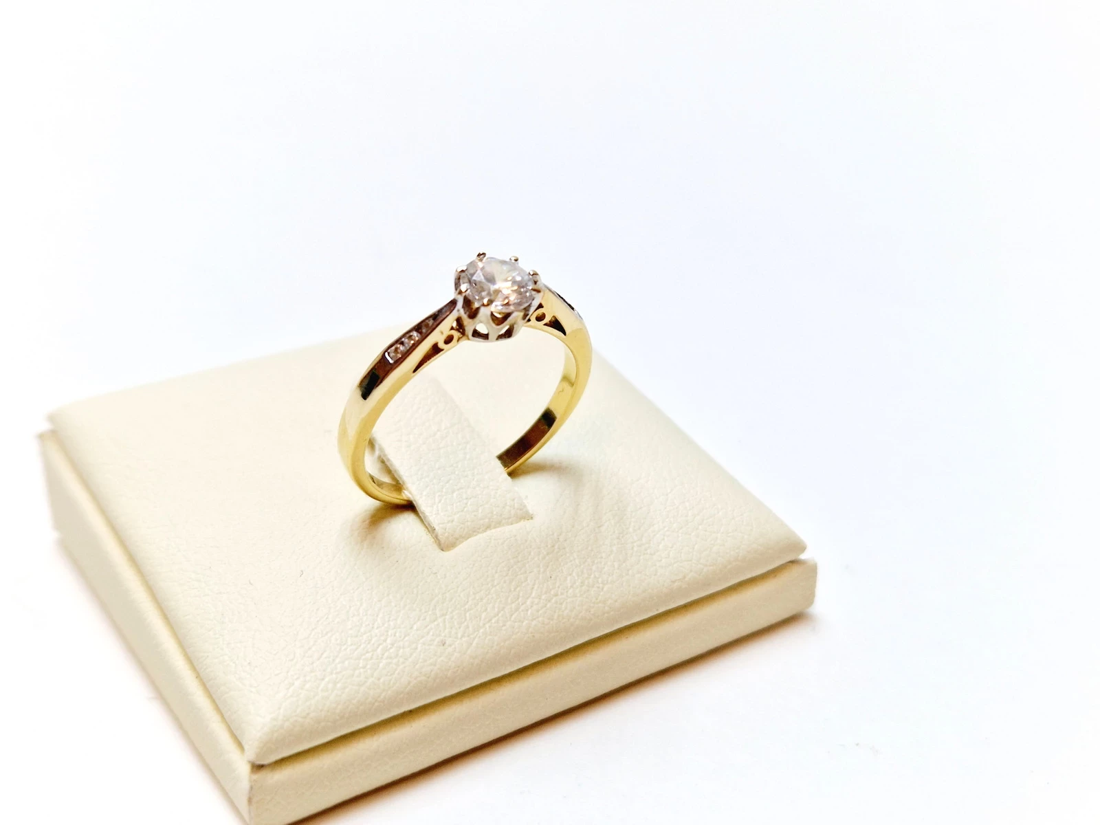 zloty-piekny-pierscionekzareczyny-585-215g-r13-stan-11323-2