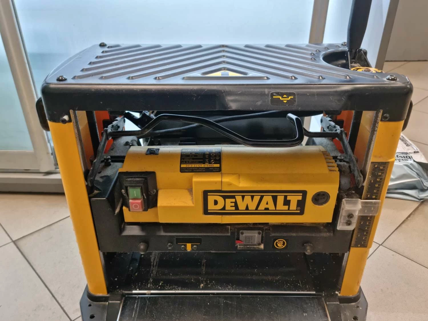 strug-sieciowy-grubosciowka-dewalt-dw733-stan-uzywany