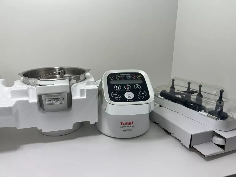 robot-kuchenny-tefal-fe800a38-komplet-marka-tefal