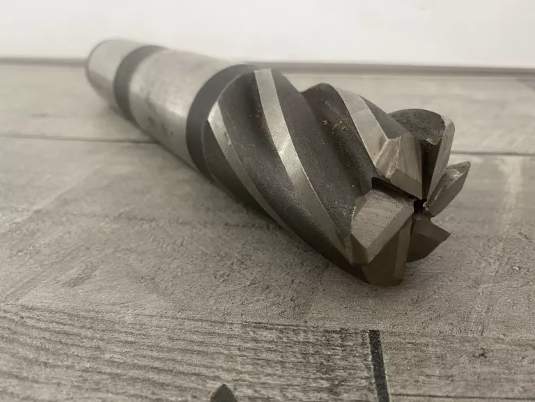 frez-palcowy-fi-50-stan-uzywany