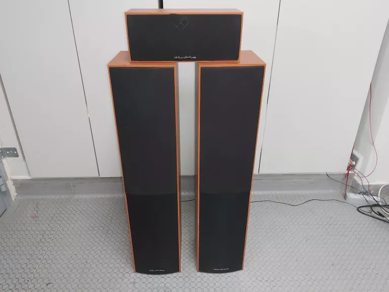 2-kolumny-wharfedale-crystal-2-40-centralny-stan-uzywany