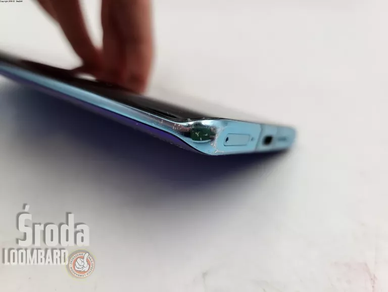 telefon-huawei-p30-pro-256gb-karton-pamiec-ram-8-gb