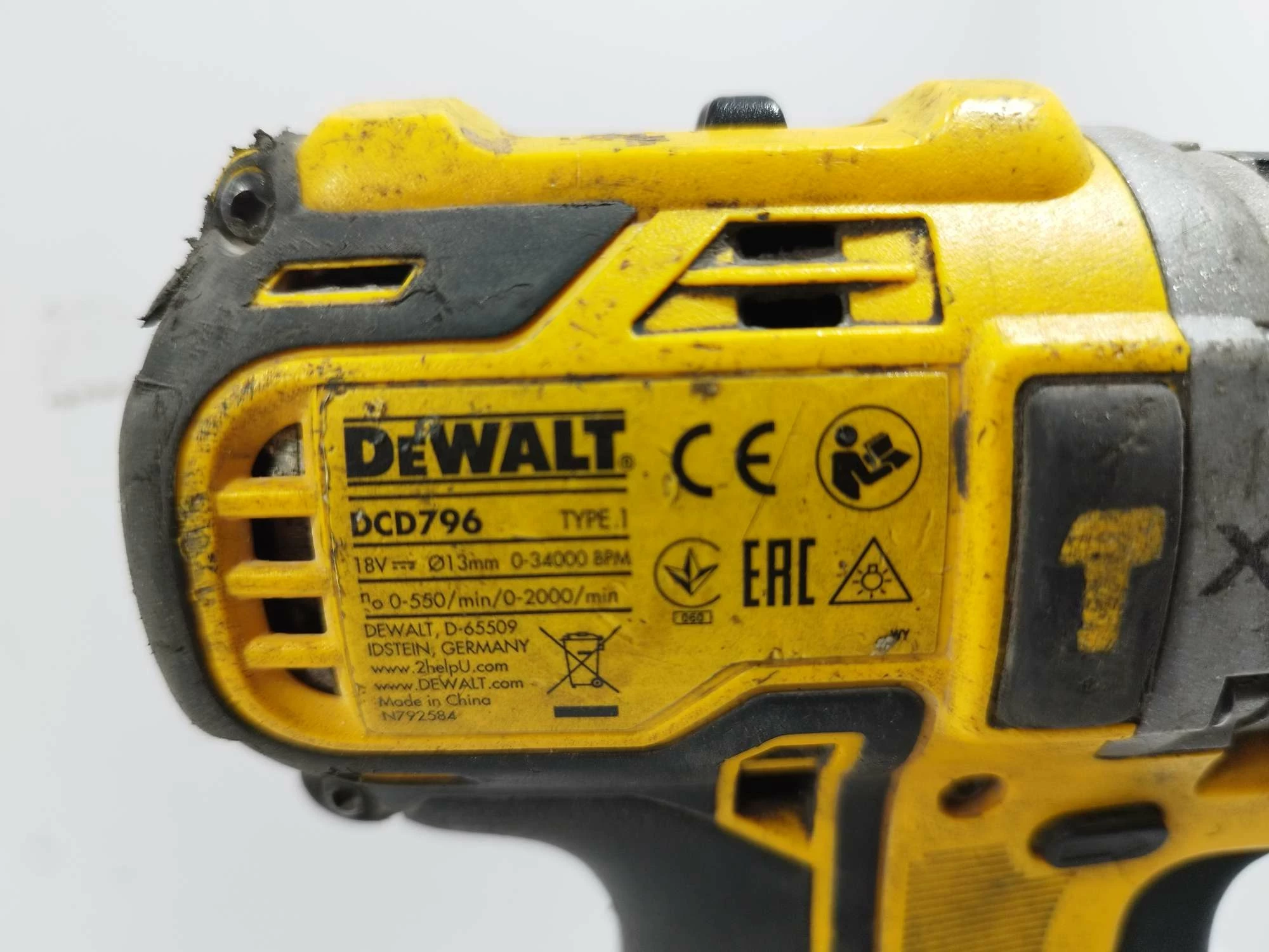 wiertarko-wkretarka-dewalt-dcd796-czytaj-rodzaj-silnika-silnik-szczotkowy