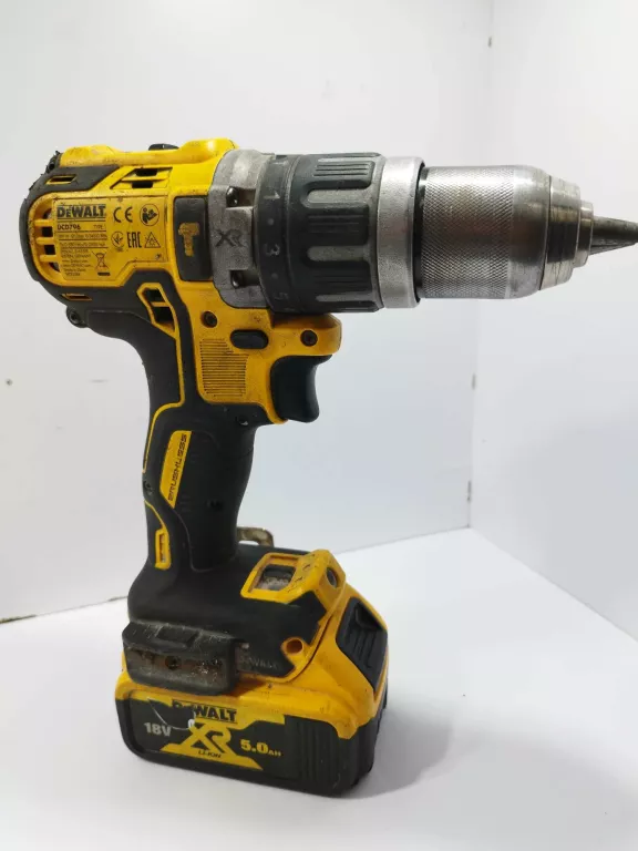 wiertarko-wkretarka-dewalt-dcd796-czytaj-ean-gtin-5035048488652