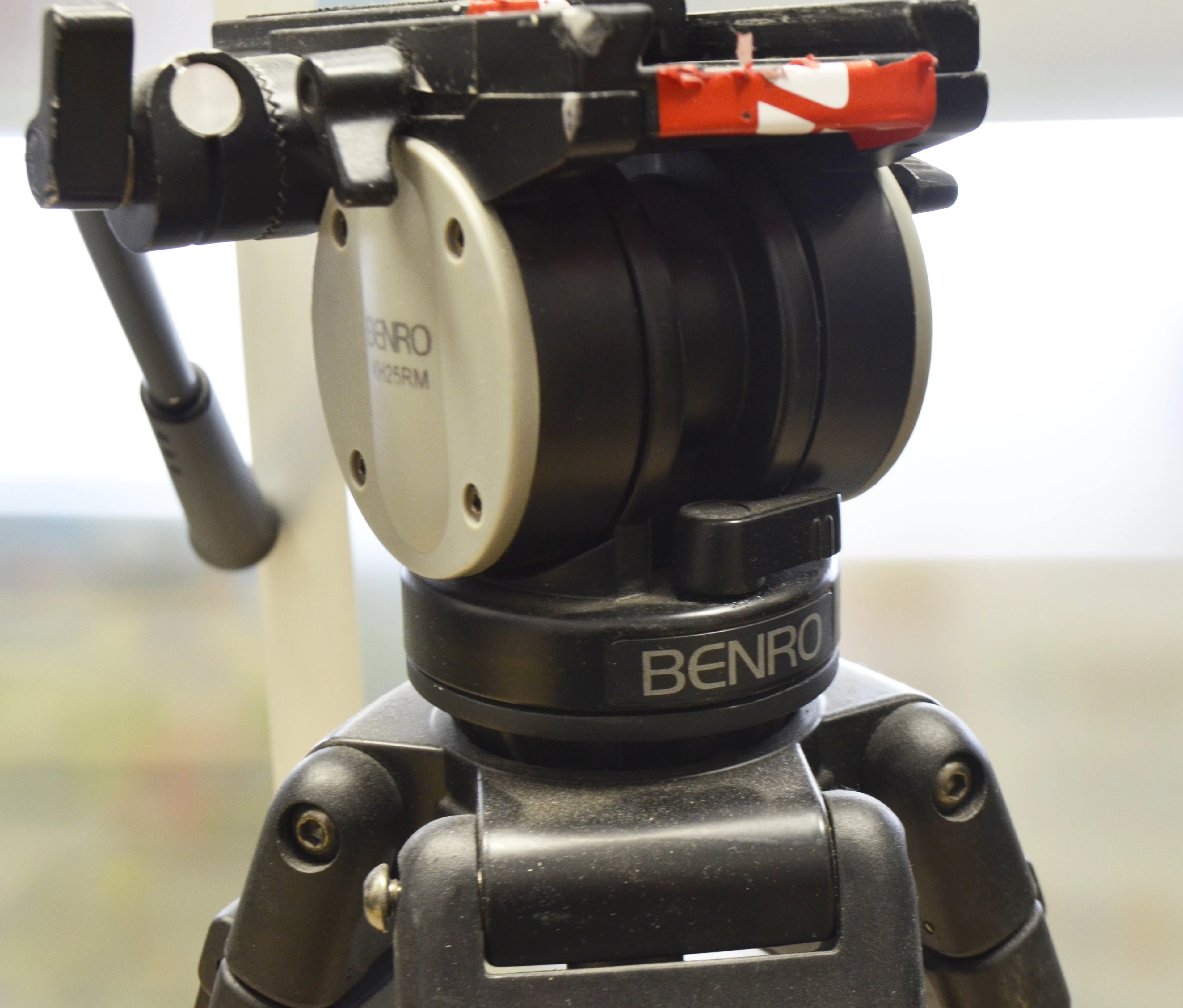 statyw-benro-kh-25rm-marka-benro