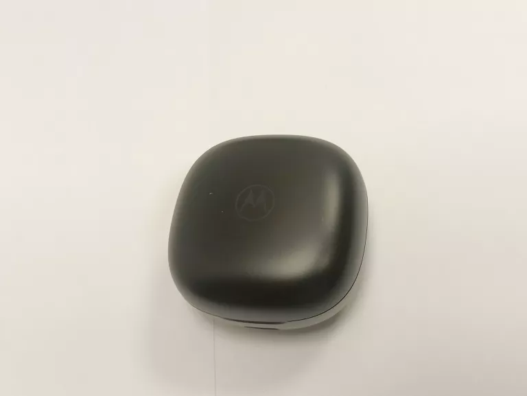 jak-nowe-sluchawki-motorola-moto-buds-charge-kolor-dominujacy-czarny