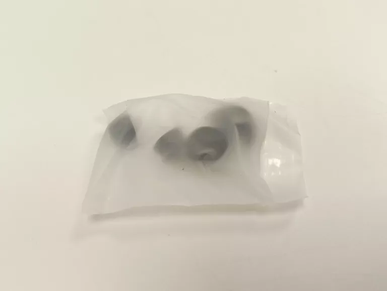 jak-nowe-sluchawki-motorola-moto-buds-charge-marka-motorola