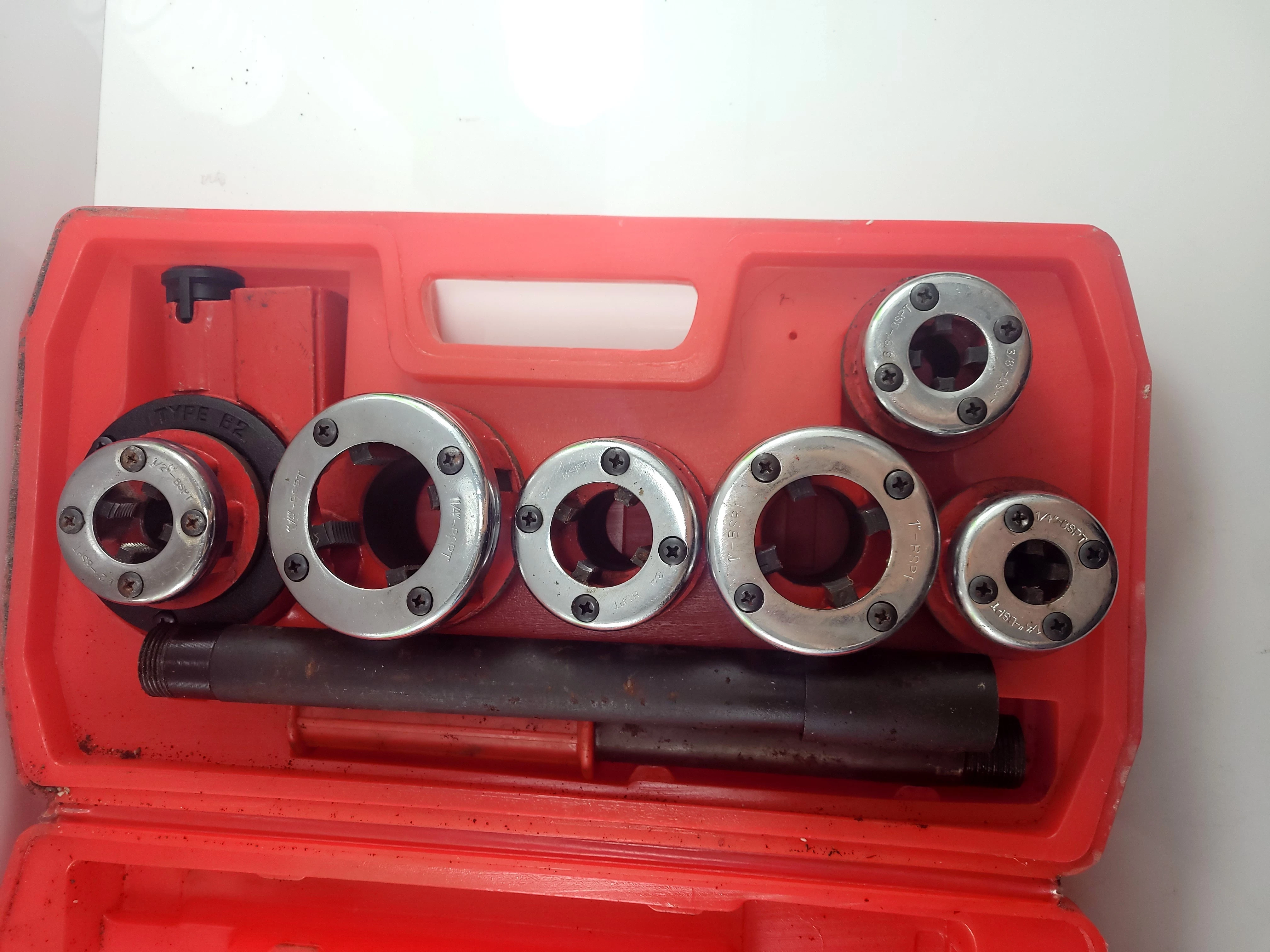 gwintownica-hydrauliczna-czerwona-walizka-ean-gtin-5907589363425