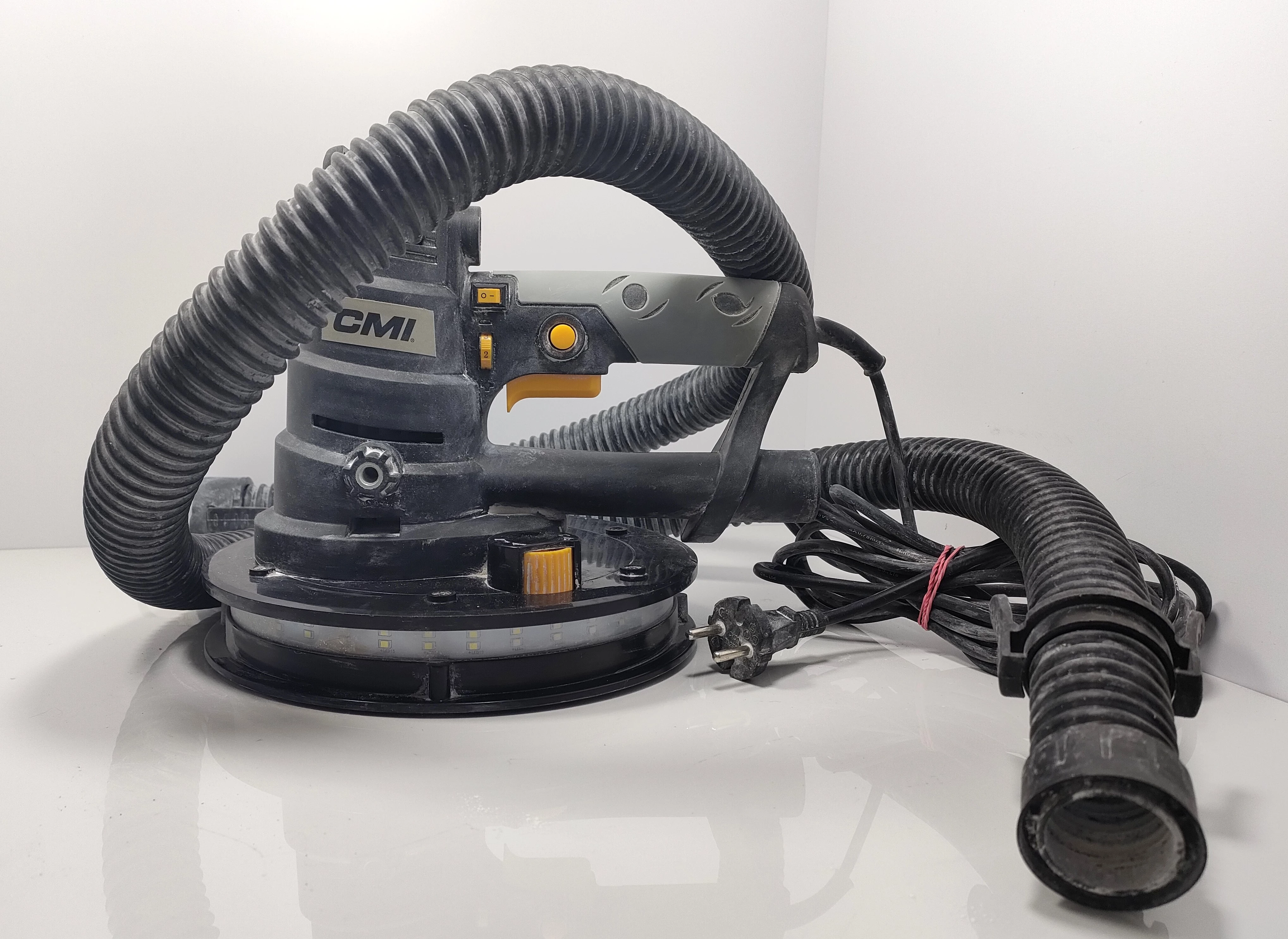 szlifierka-bezpylowa-do-gipsu-750w-torba-armii-krajowej-12-pyskowice