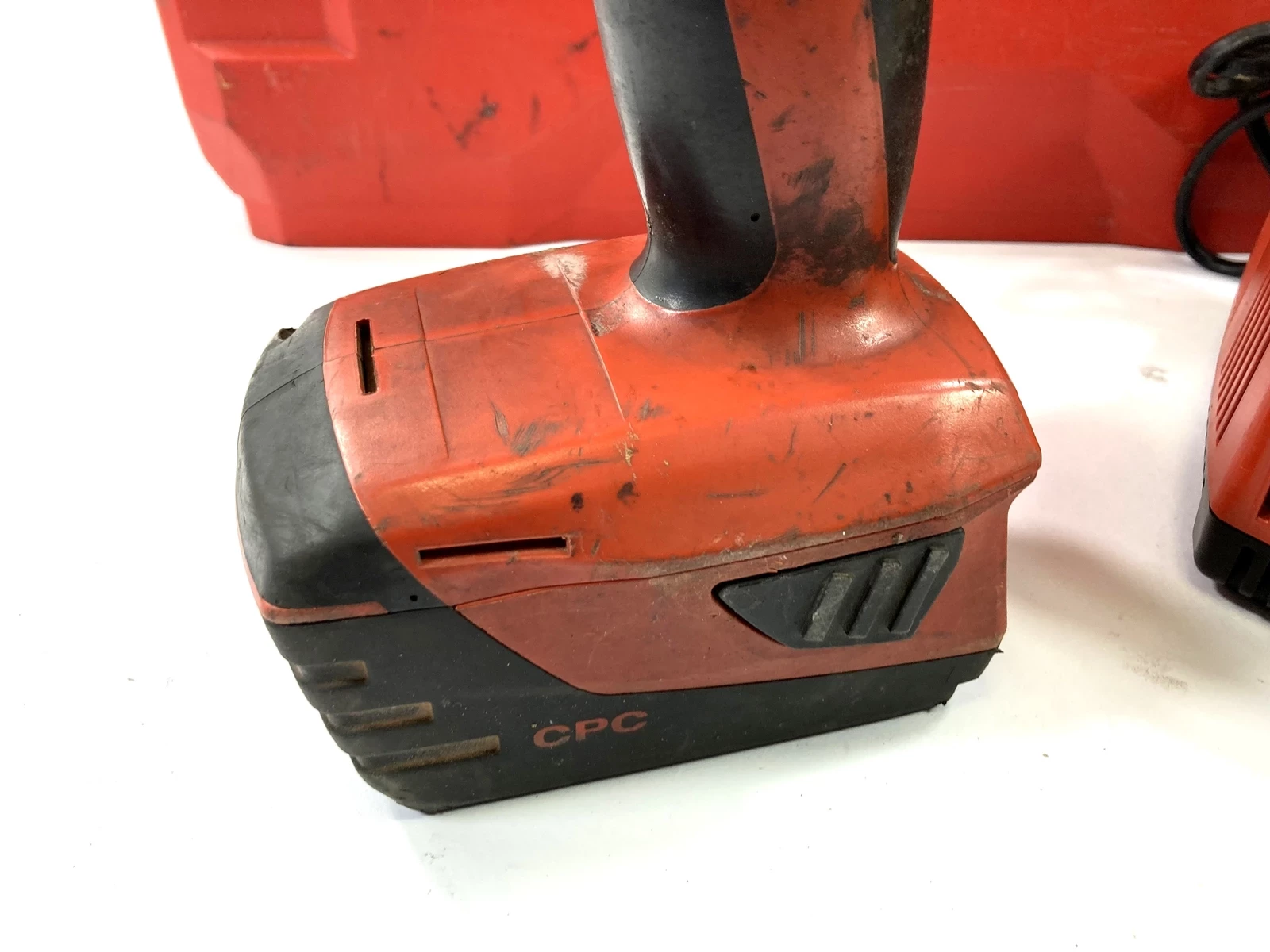 klucz-udarowy-hilti-siw-22t-a-2xaku-52ah-2020r-stan-uzywany