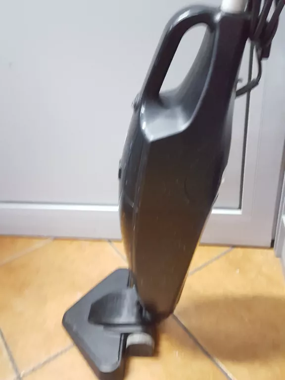 ODKURZACZ PIONOWY ZILAN ZLN1235 800W