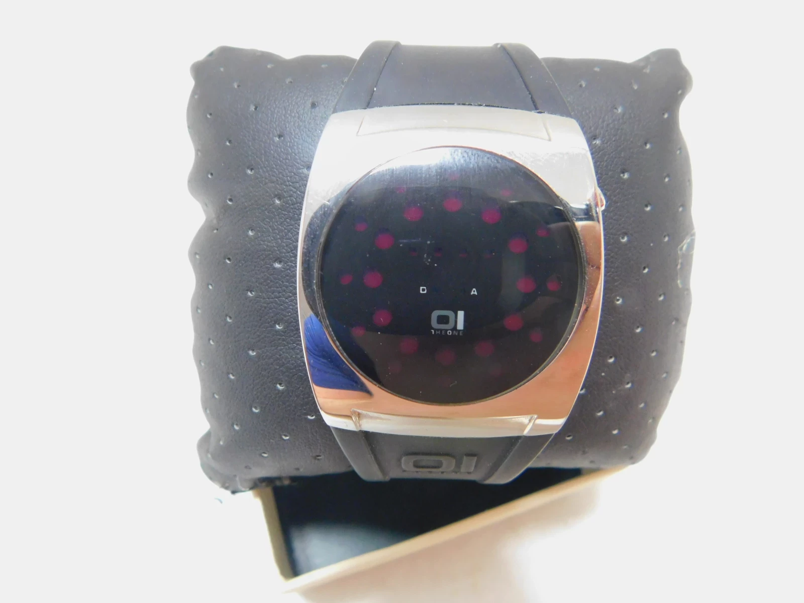 zegarek-binarny-01-the-one-lightmare-ll102r3-rodzaj-cyfrowe