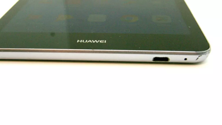 TABLET HUAWEI MEDIAPAD T3 8 LEKKO PĘKNIĘTY LCD