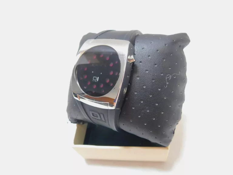 zegarek-binarny-01-the-one-lightmare-ll102r3-mechanizm-inny