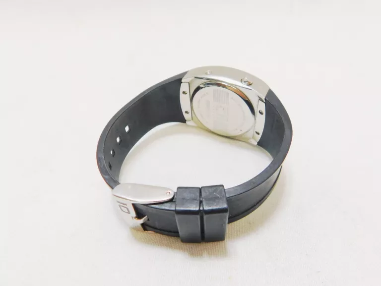 ZEGAREK BINARNY 01 THE ONE LIGHTMARE LL102R3