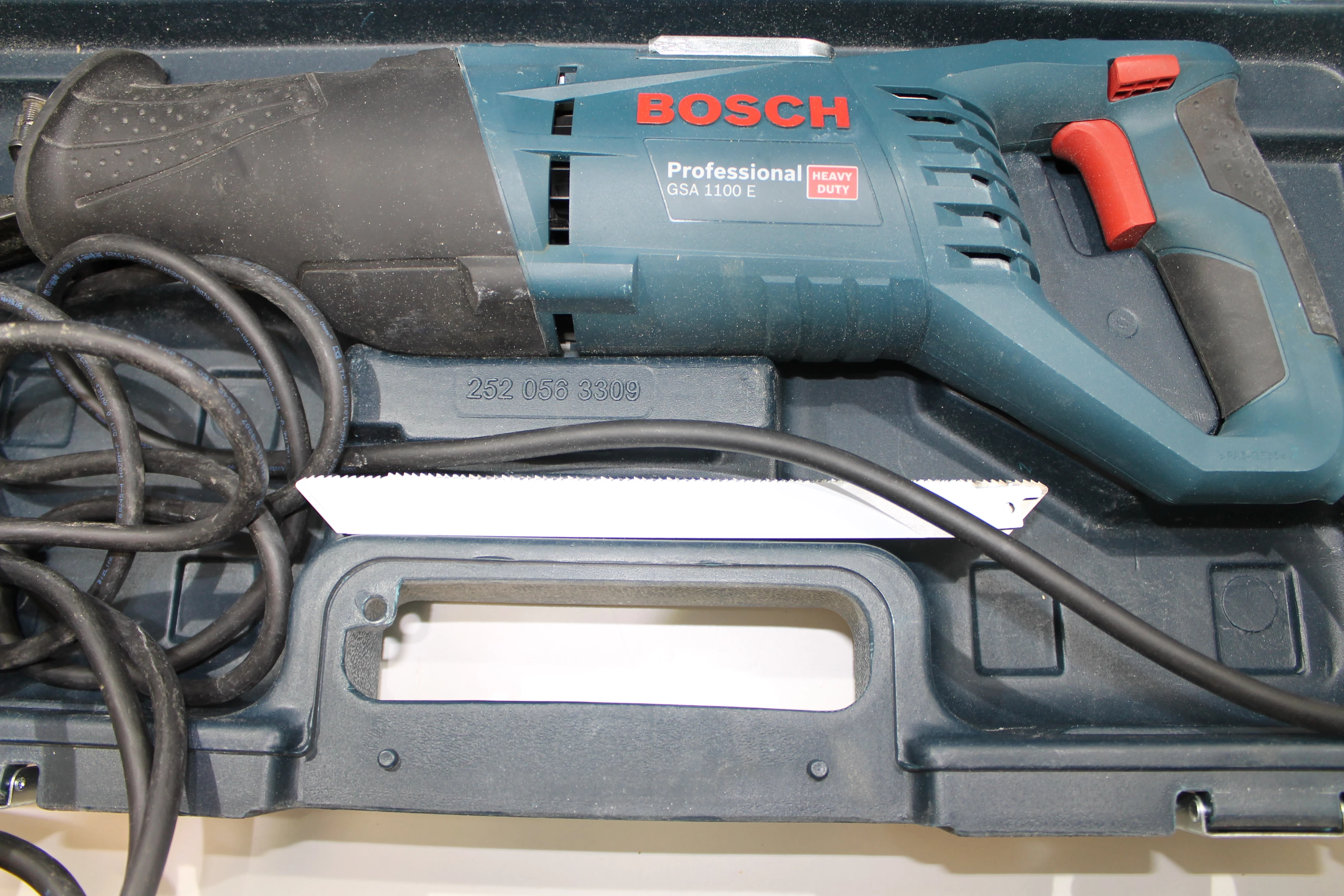 pila-szablasta-bosch-gsa-1100-e-walizka-ean-gtin-3165140508469