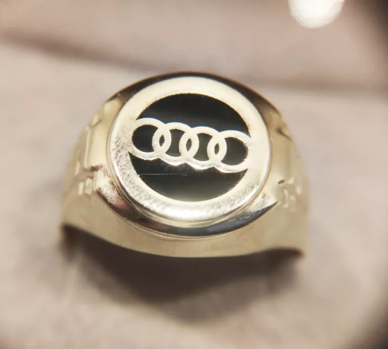 585 ZŁOTY SYGNET AUDI 585 6,45G R 35