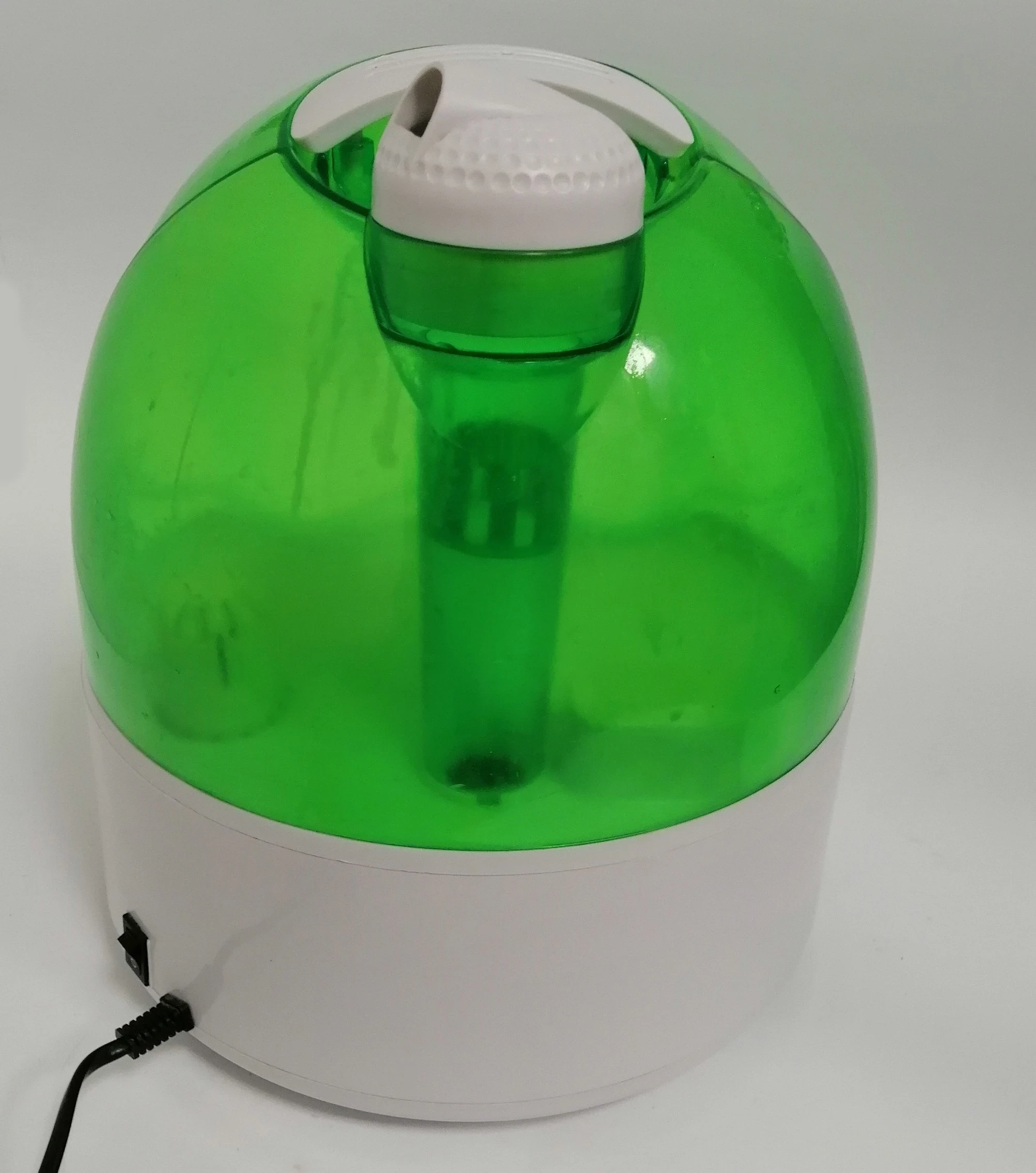 ultradzwiekowy-nawilzacz-powietrza-climatic-318-kolor-dominujacy-odcienie-zieleni