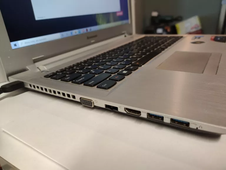 laptop-lenovo-z51-70-kpl-pudelko-stan-uzywany