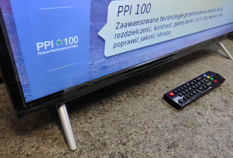 TELEWIZOR TCL 32D4300 HD READY DVB-T2