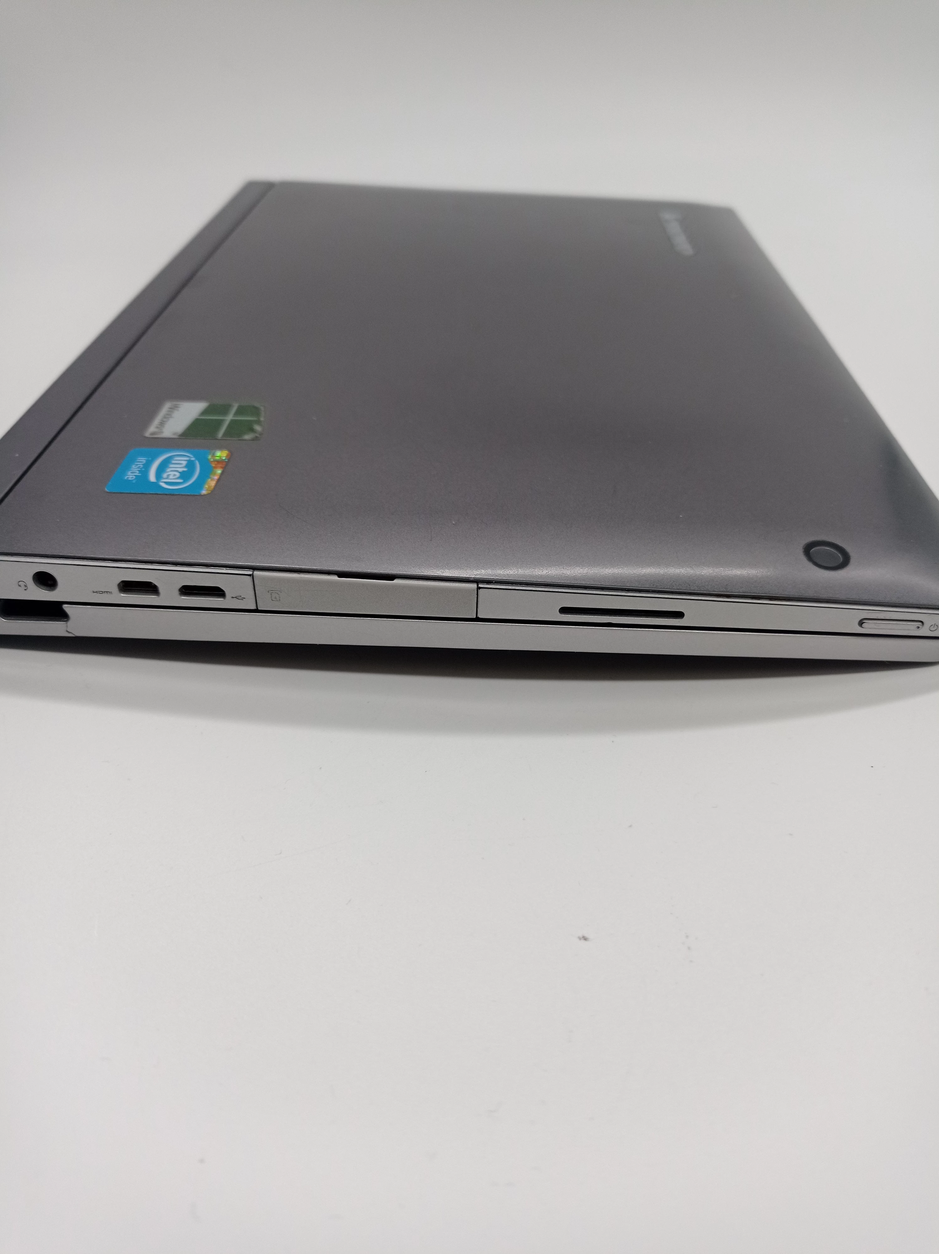 laptop-3w1-lenovo-miix-2-10-20359-jbl-audio-przekatna-ekranu-156