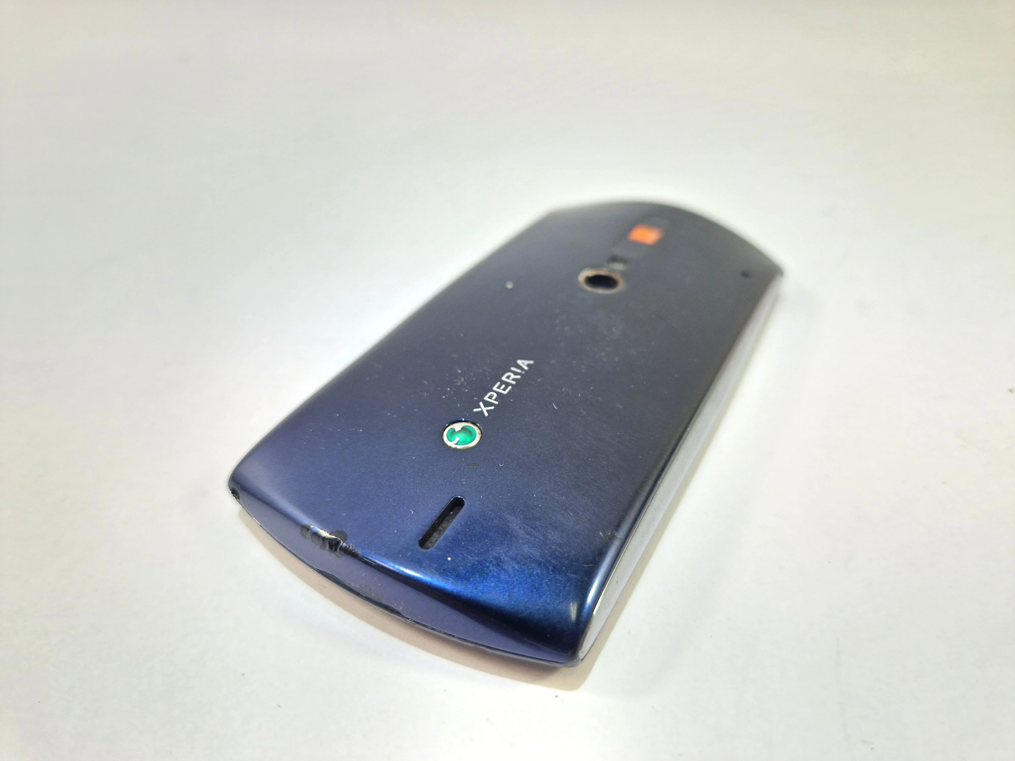 telefon-sony-ericsson-xperia-neo-v-mt11i-typ-smartfon