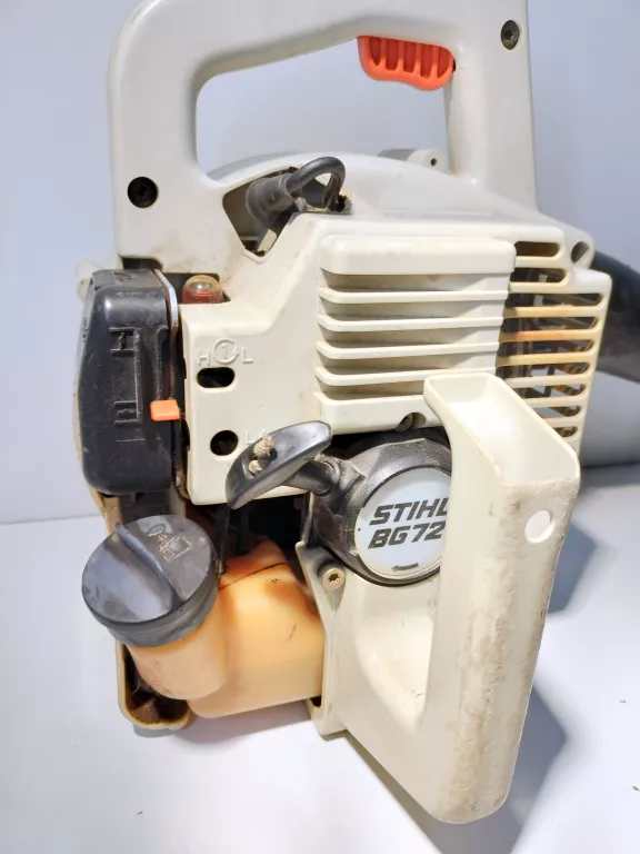 DMUCHAWA SPALINOWA STIHL BG 72