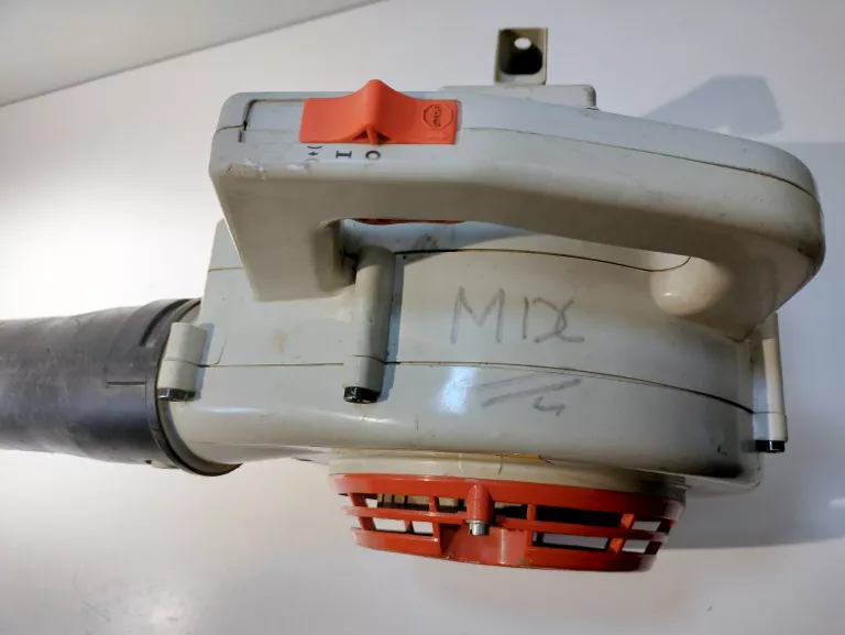 DMUCHAWA SPALINOWA STIHL BG 72