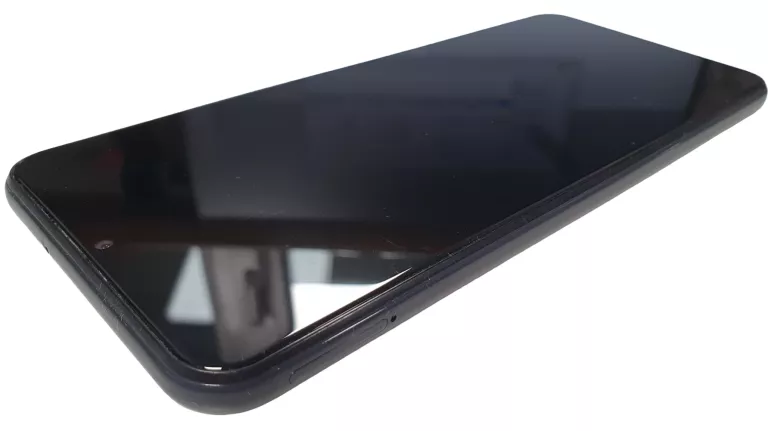 SAMSUNG A13 USZKODZONY