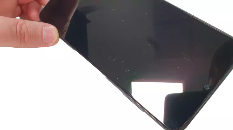 SAMSUNG A13 USZKODZONY