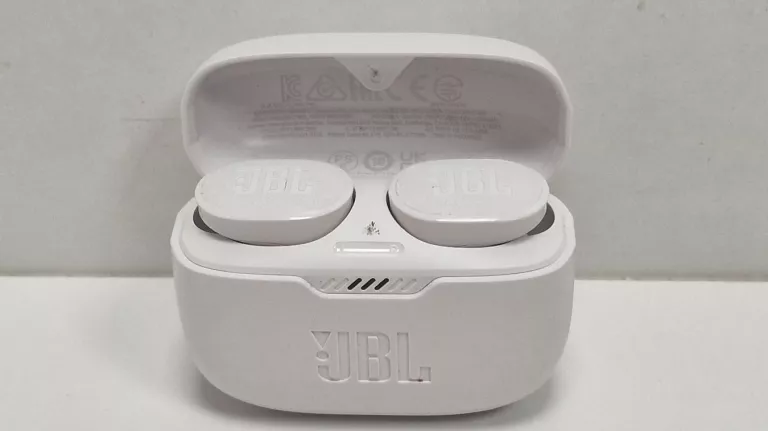 sluchawki-jbl-tune-130nc-tws-stan-uzywany