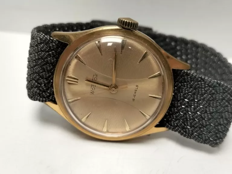 ZEGAREK POZŁACANY WOSTOK 18-JEWELS