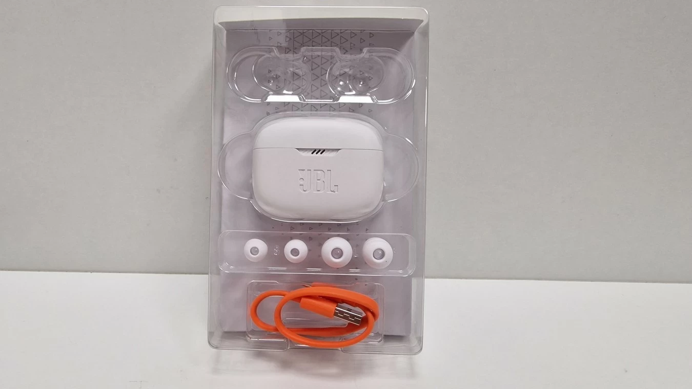 sluchawki-jbl-tune-130nc-tws-rodzaj-sluchawek-dokanalowe