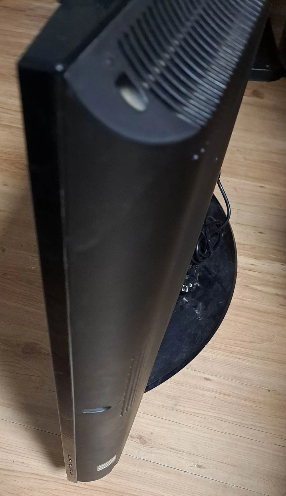 telewizor-samsung-le37s52b-pilot-model-le37s71b