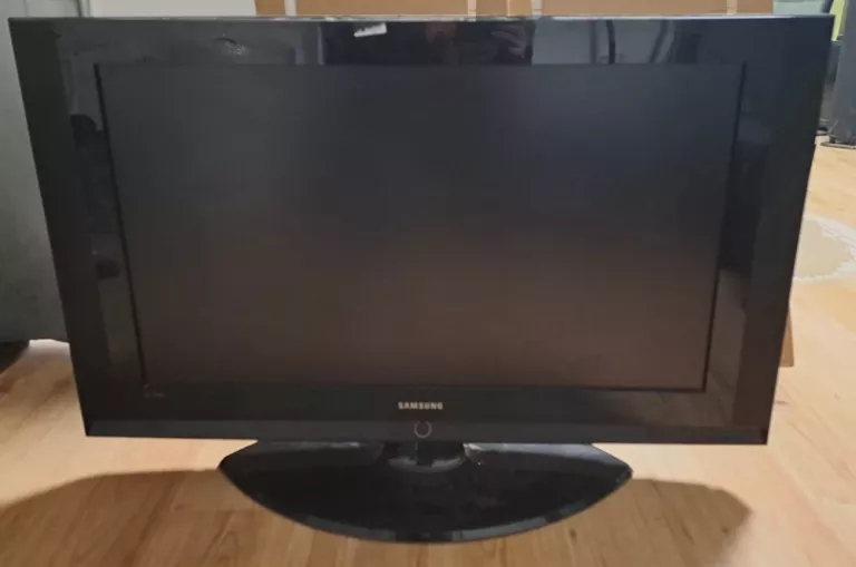 telewizor-samsung-le37s52b-pilot-product-id-ad985637-8b03-46d6-91db-aa84d56125dc