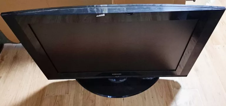 telewizor-samsung-le37s52b-pilot-typ-telewizora-led