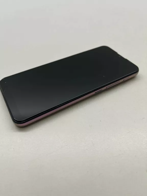 TELEFON MOTOROLA MOTO G30 6,5" 4/128 GB OPIS !