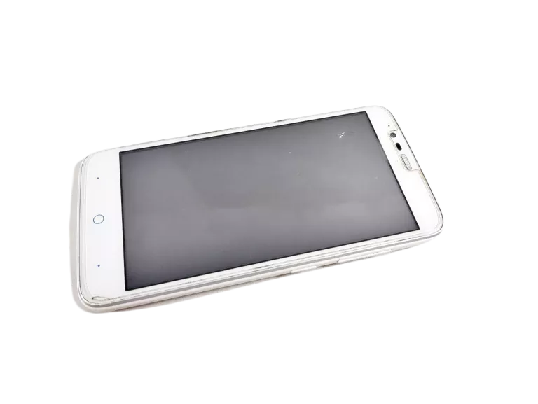 SMARTFON ZTE BLADE A310 BIAŁY 1/8 GB EKRAN 5"