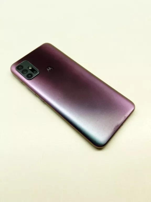 TELEFON MOTOROLA MOTO G30 6,5" 4/128 GB OPIS !