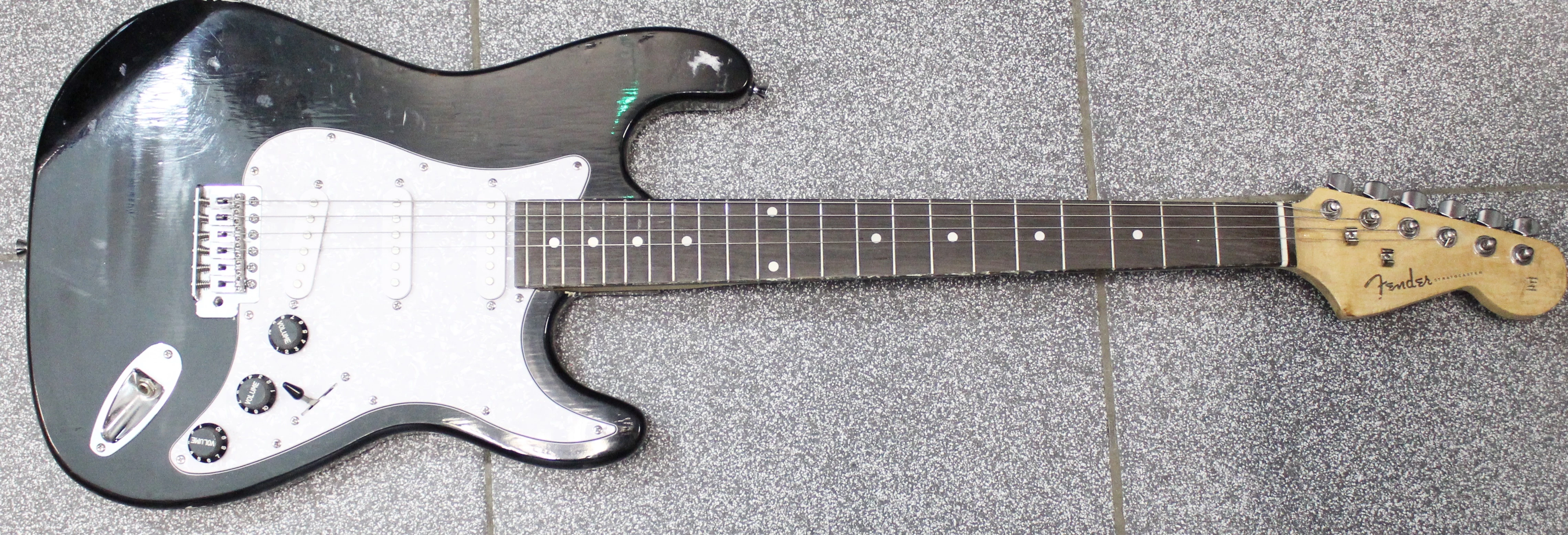 gitara-elektryczna-grojecka-79-warszawa