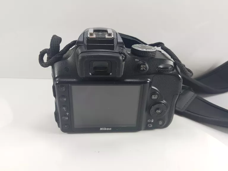 aparat-nikon-d3300-marka-nikon
