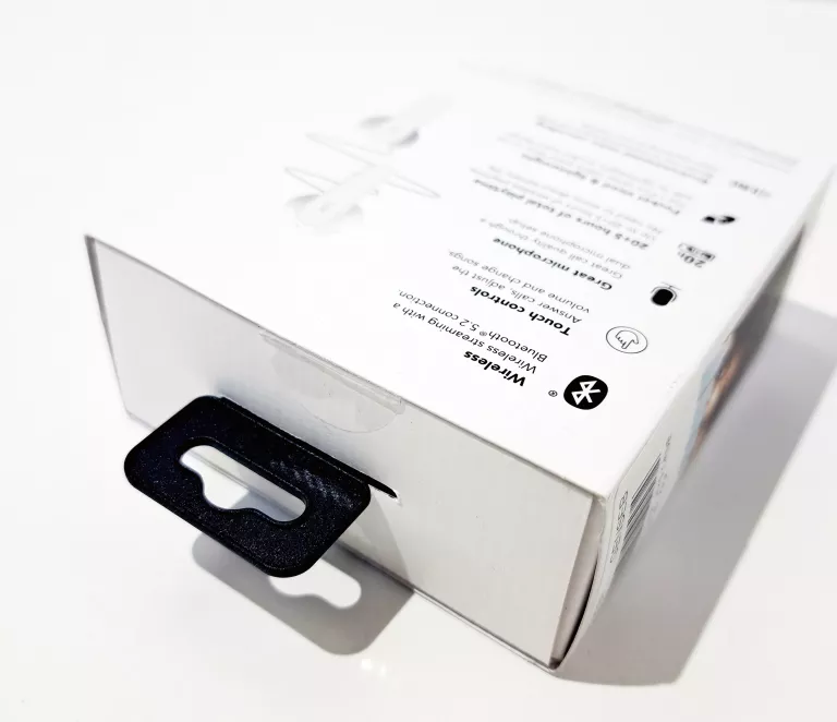 sluchawki-jays-t-five-biale-rodzaj-sluchawek-douszne