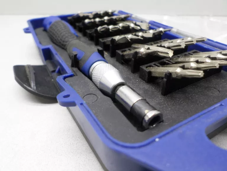WKRĘTAK ZESTAW LUX TOOLS