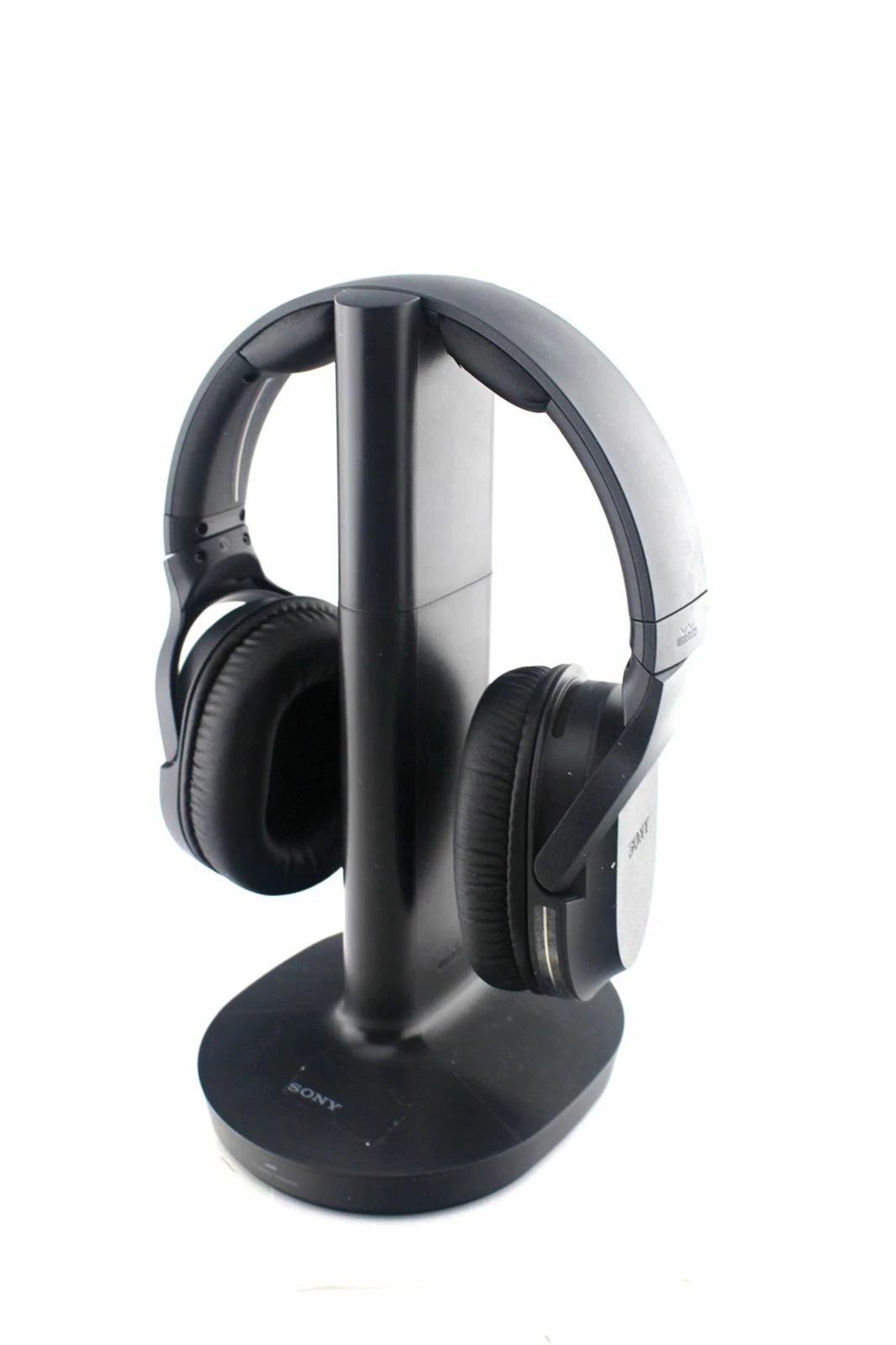 sluchawki-radiowe-bezprzewodowe-sony-mdr-rf895r-transmisja-sygnalu-fale-radiowe