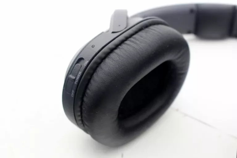 SŁUCHAWKI RADIOWE BEZPRZEWODOWE SONY MDR-RF895R