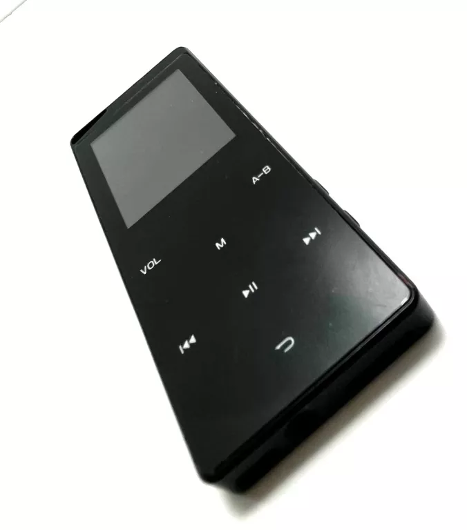 MP4 RAVO X03 CZARNA 16 GB
