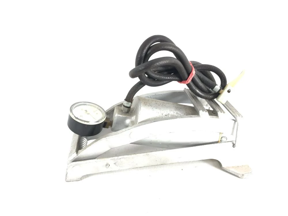 pompka-solidna-samochodowa-marka-inna